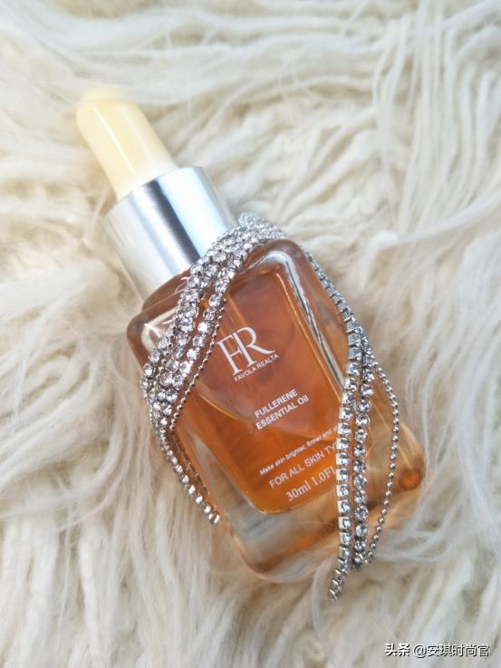 Antiaging skin care products oily skin essence iNEWS