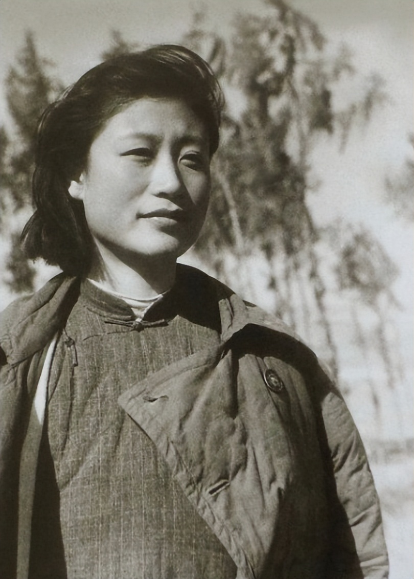 Her ex-husband was a high-ranking cadre of the New Fourth Army, her ...