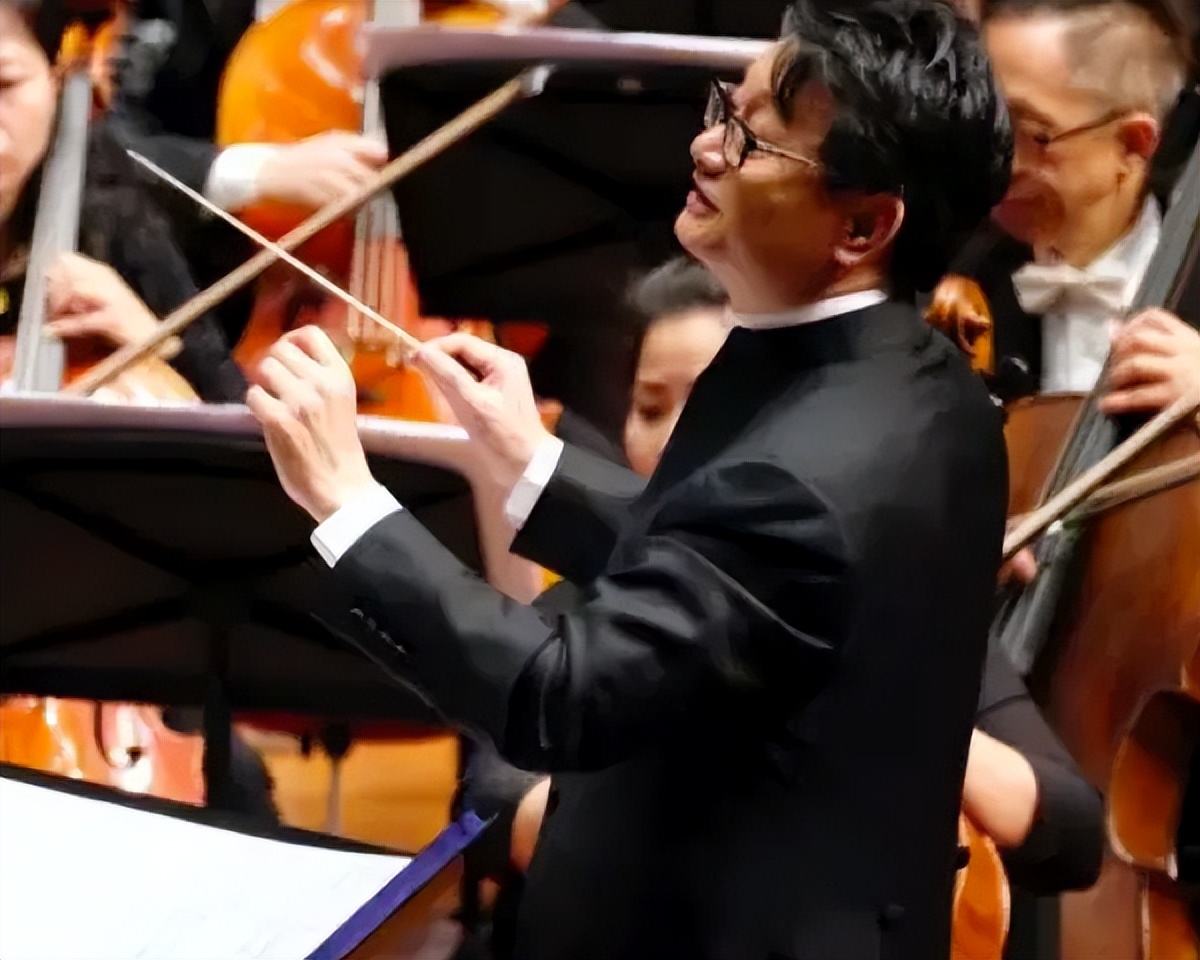 Li Haiying: Almost everyone can sing his songs, and his wife's ...