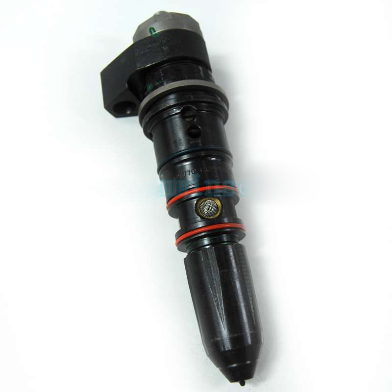 The oil delivery valve is not tightly sealed and the needle valve of