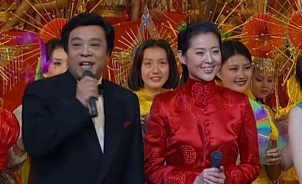 Ni Ping Five times in love, three marriages and two divorces