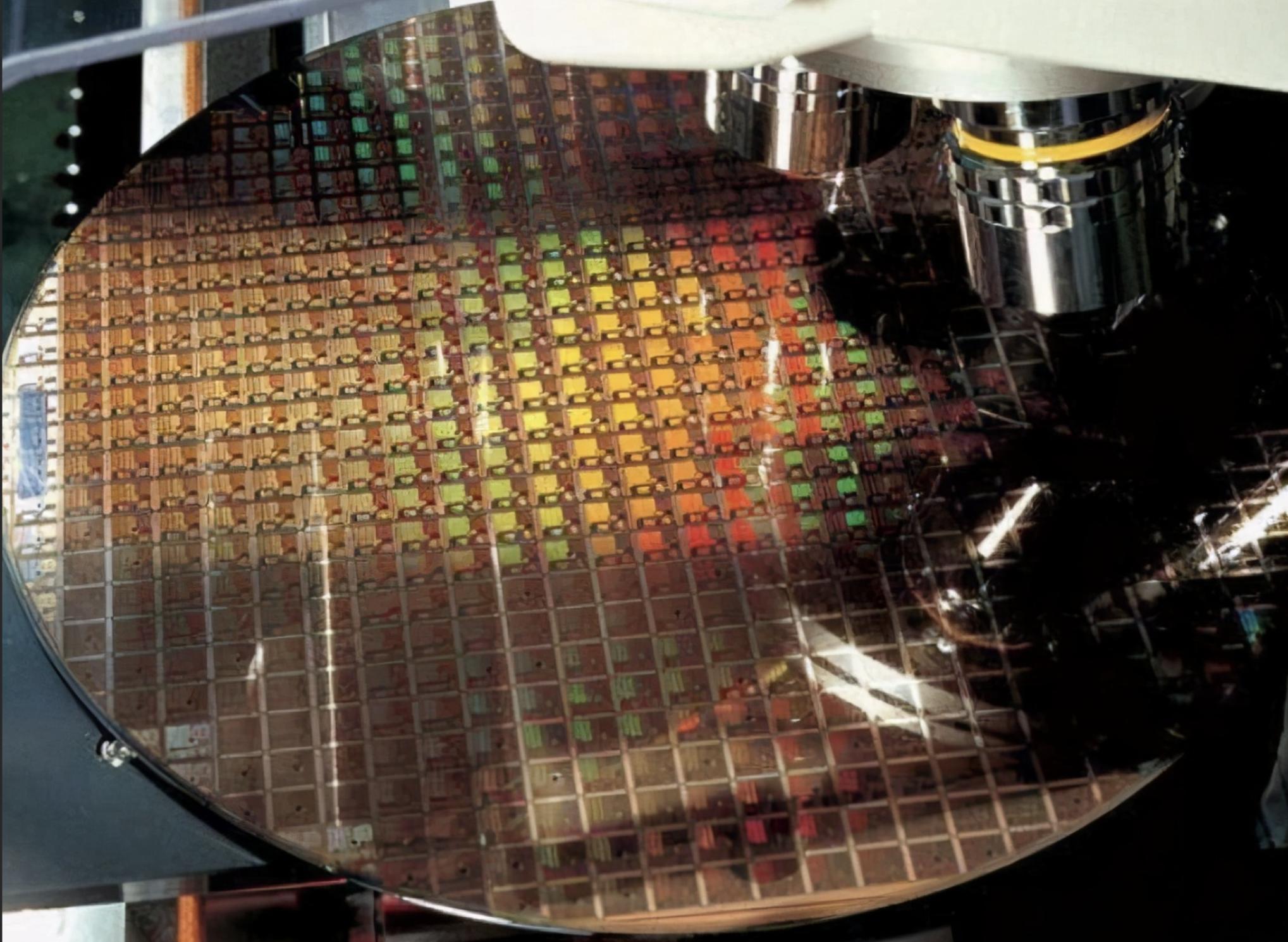Liothiography Machine The EUV lithography machine is the crystallization of science and ...