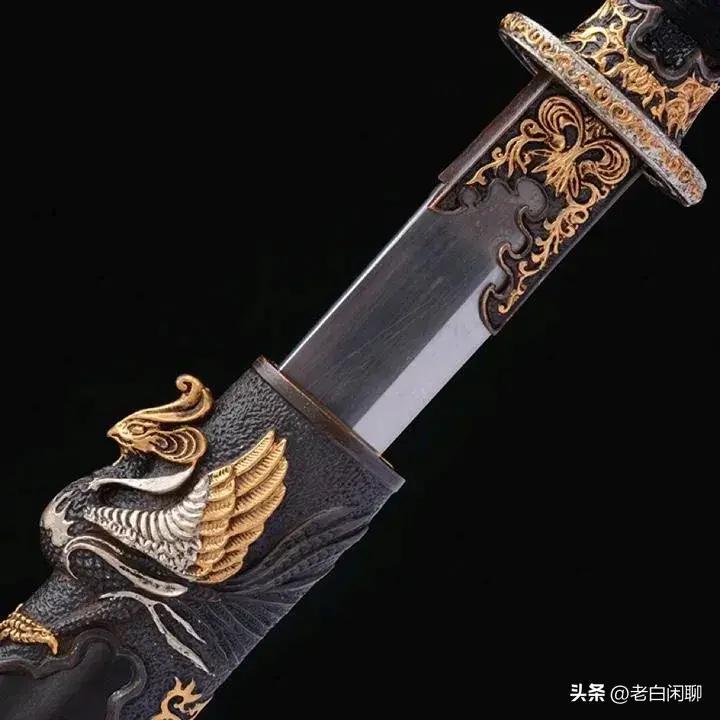 There are eight swords and eight knives in 
