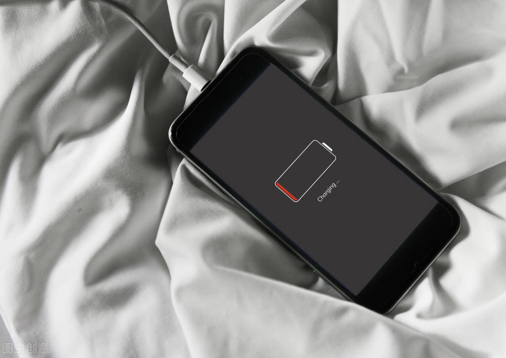 Charge the phone to 100 and then unplug it?A lot of people do it wrong