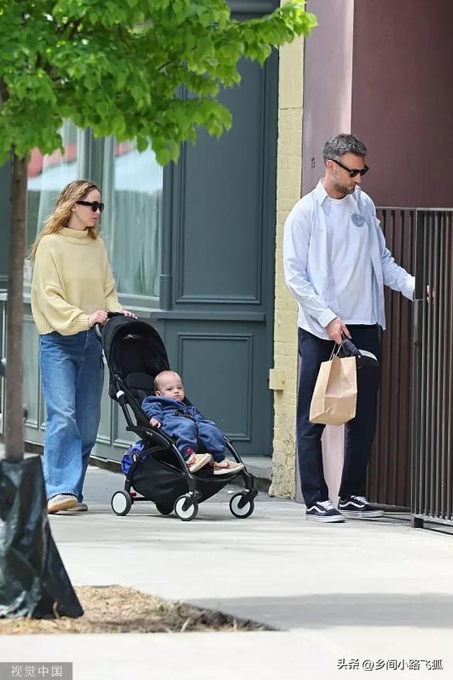 jennifer lawrence husband and kids Image 6