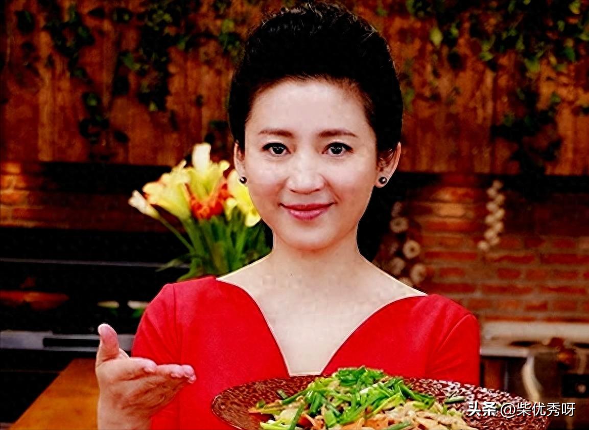 Wang Xiaoya's second marriage was to a deputy nationallevel minister who was 13 years older