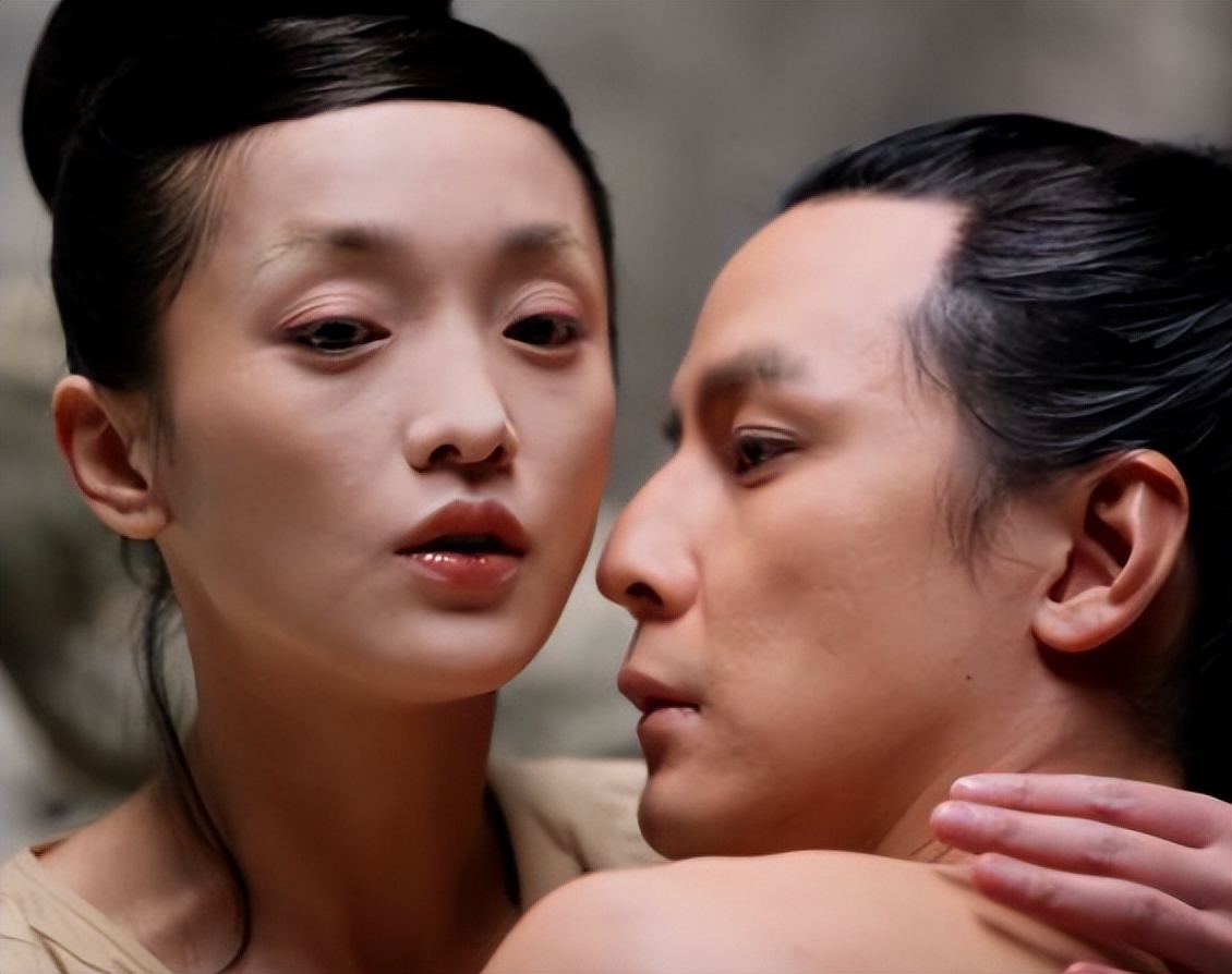 Feng Xiaogangs personal design collapsed? Zhang Ziyis nude public 