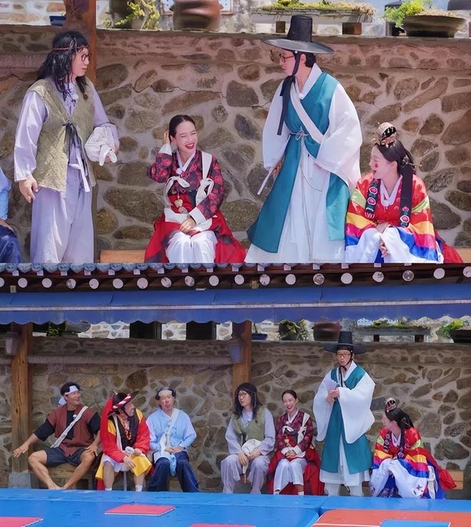 song jihyo parents