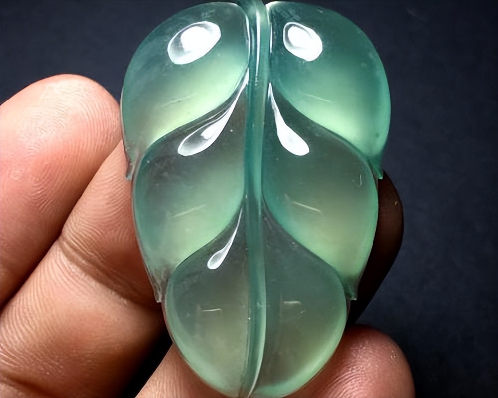 Experts teach you to identify jadeite from optical characteristics iMedia