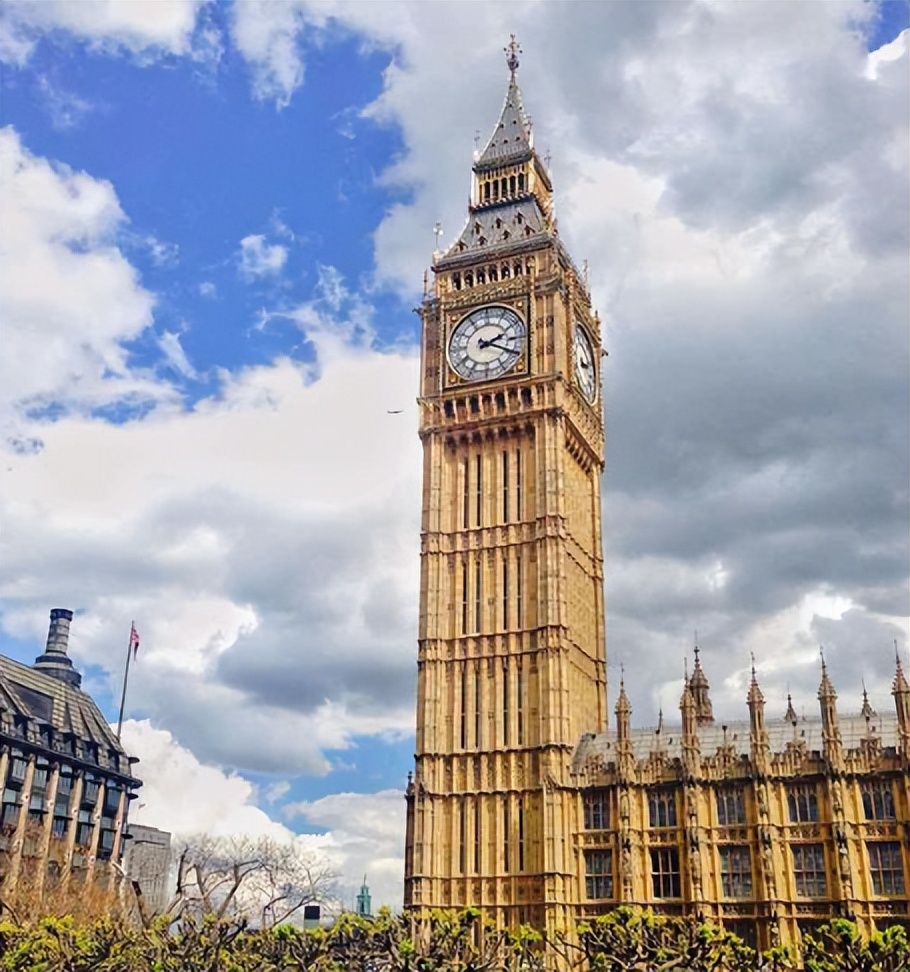 Colossal Bell Why is Big Ben in the UK still standing after many ordeals? - iNEWS