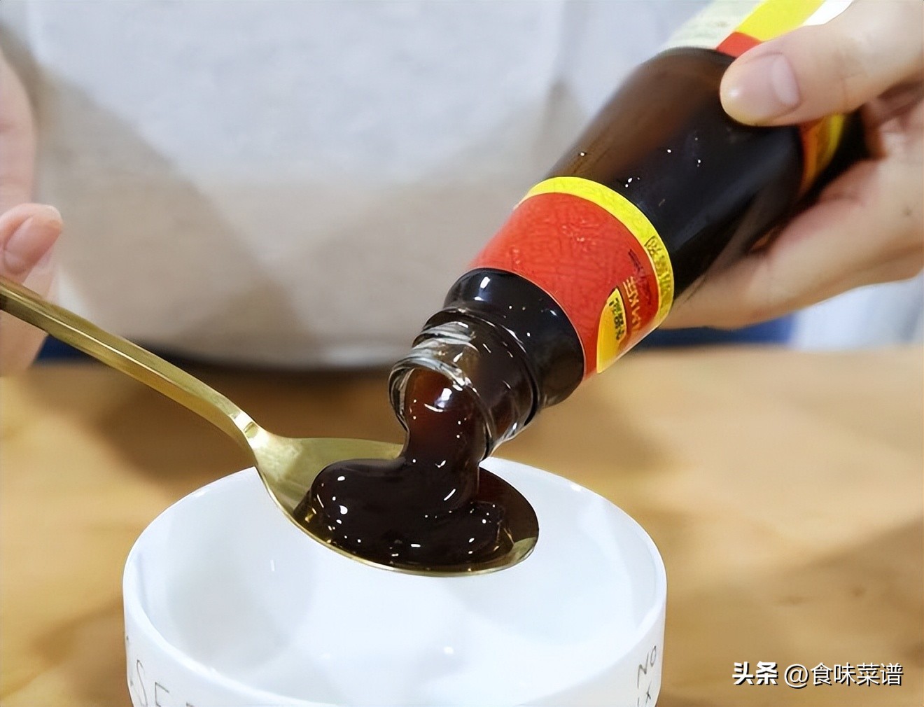 Oyster sauce is not a "universal oil". Some dishes can be used, and