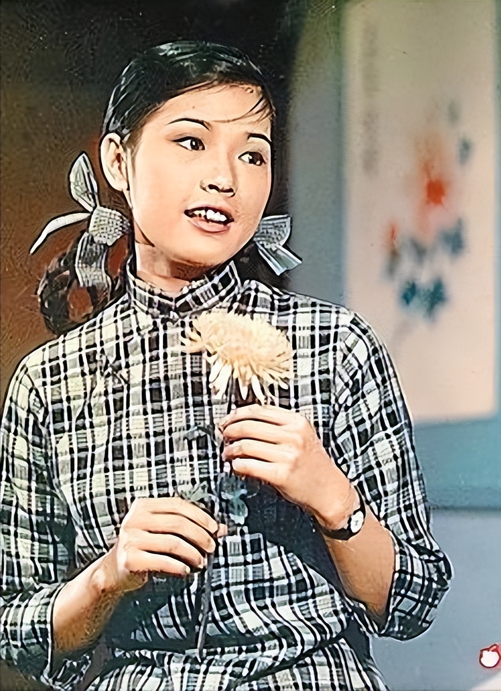 She was one of the four major actresses of TVB in the 1970s. She ...