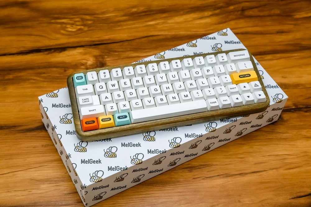 Can you customize the keyboard?Green sandalwood shell MelGeek Mojo60