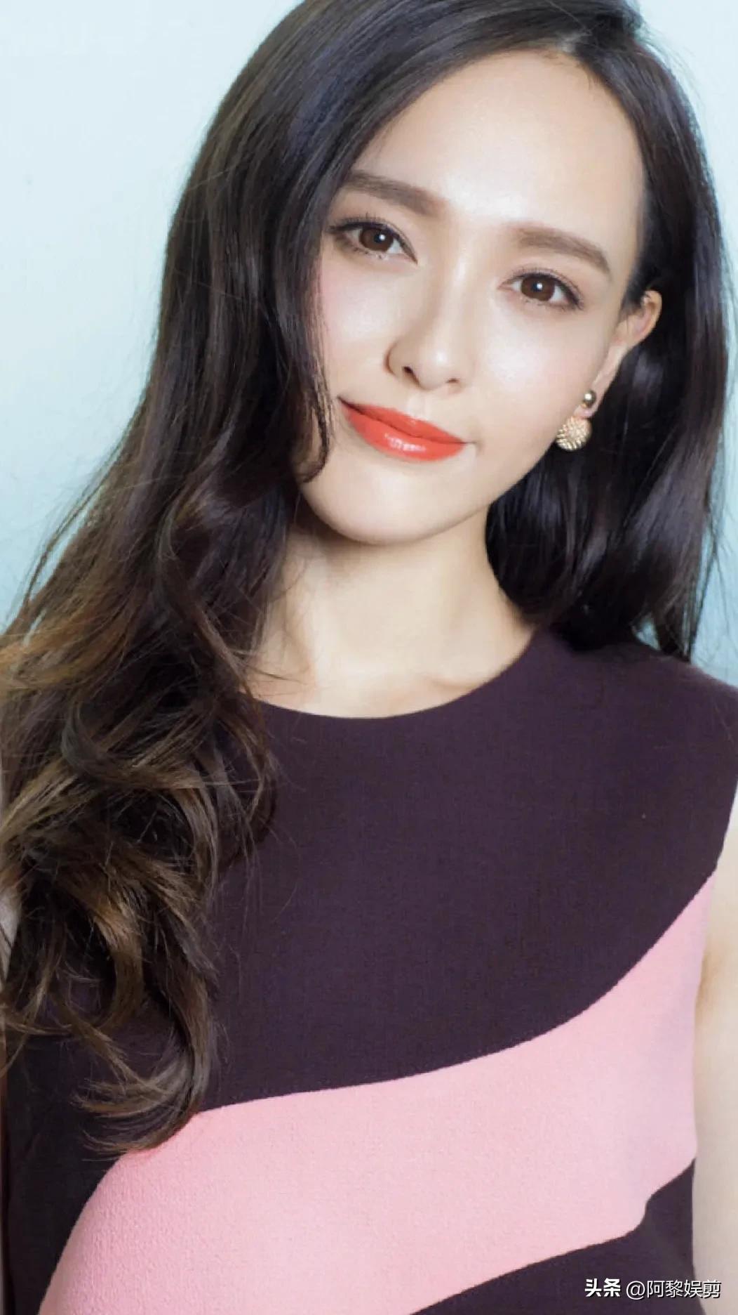 Tang Yan: beautiful and refined, beautiful and full of moonlight - iNEWS