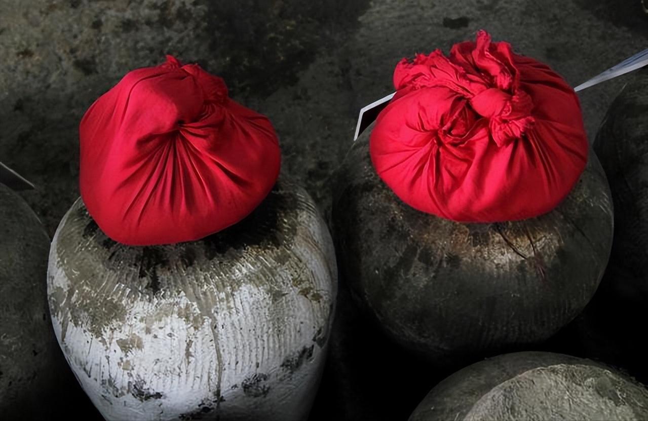 Xaj Explore the history and development of ancient Chinese rice wine, its ...