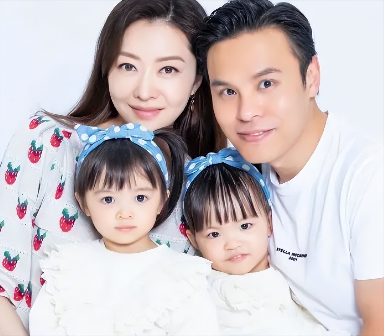 Guo Keying posted family party photos, showing a gap with Xiong Dailin ...