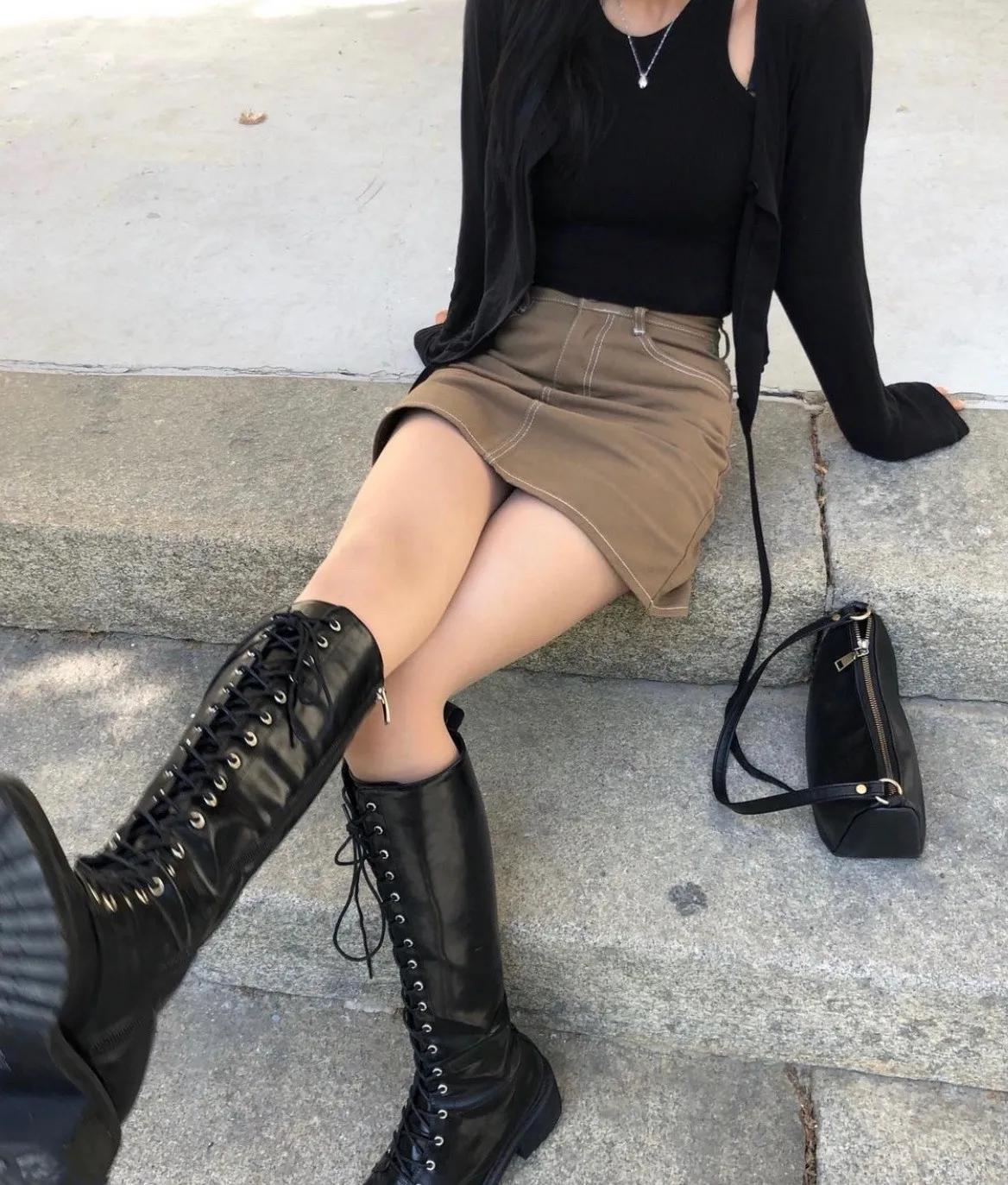 How to look good with overtheknee boots? iNEWS