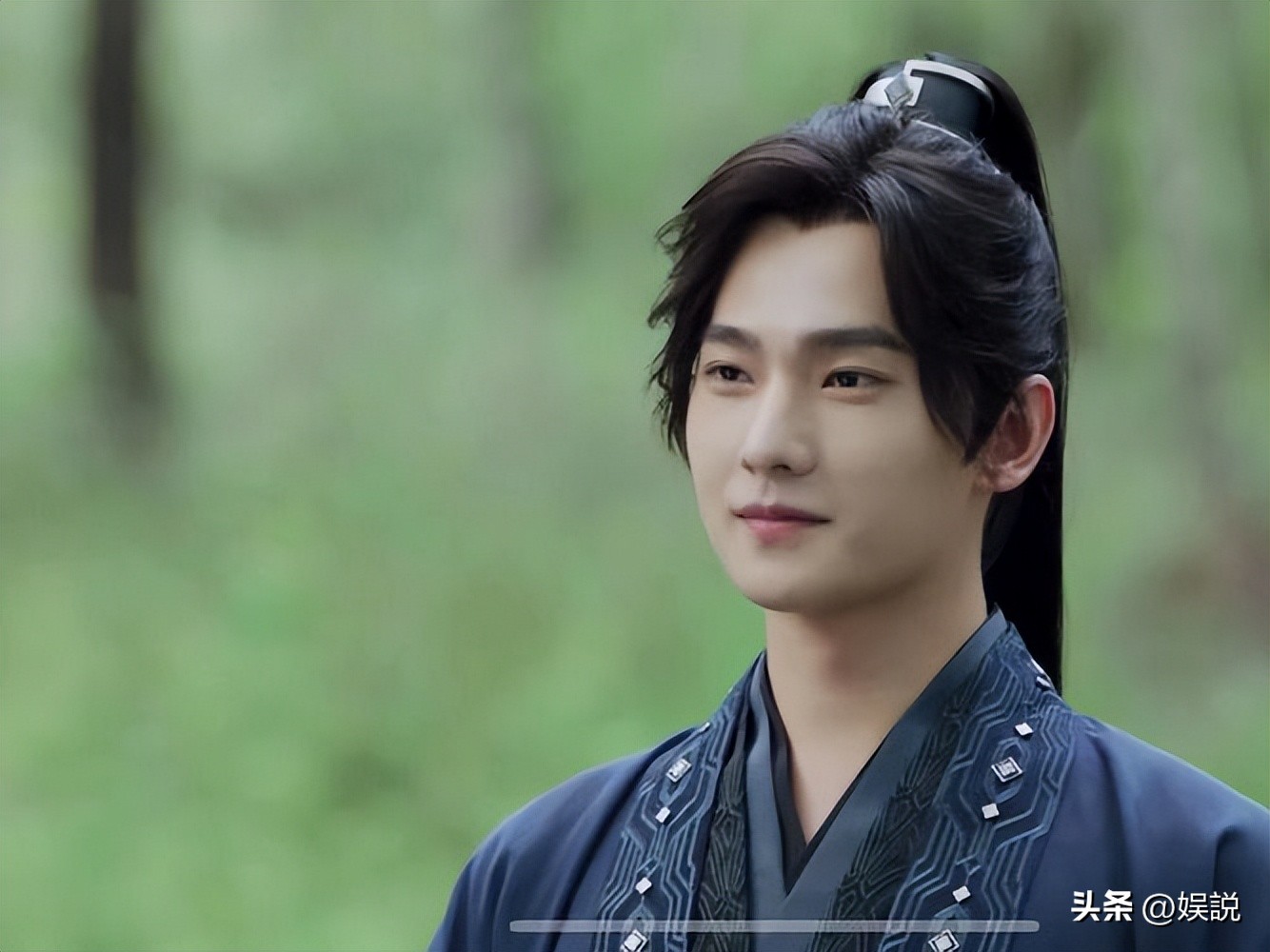 Fortunately, it was Cheng Yi who starred in the Lotus Tower, otherwise ...