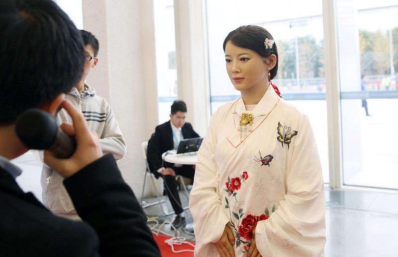 The era of robot wives is coming?The beauty robot has a school-level ...