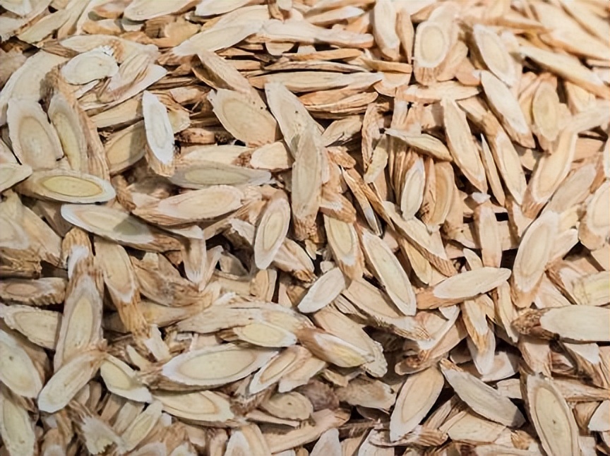 A 63yearold man insists on drinking "Astragalus" soaked in water to