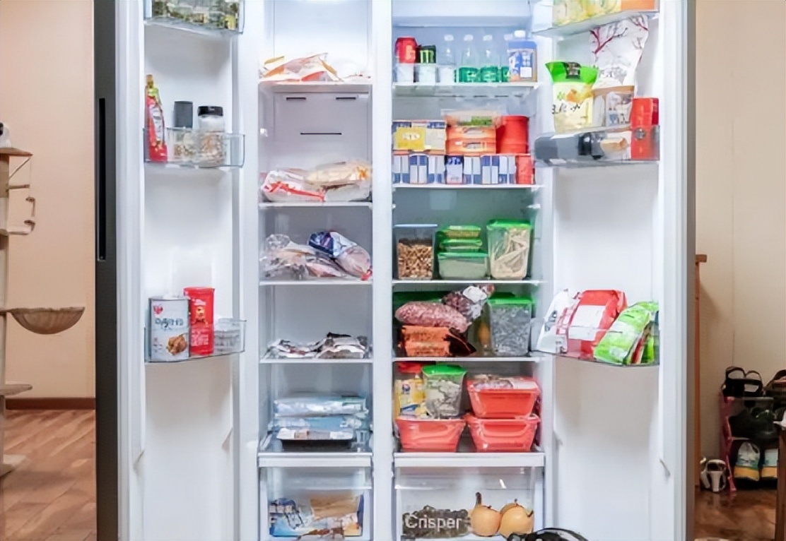 Know how pedestrians choose refrigerators?As long as you avoid "these