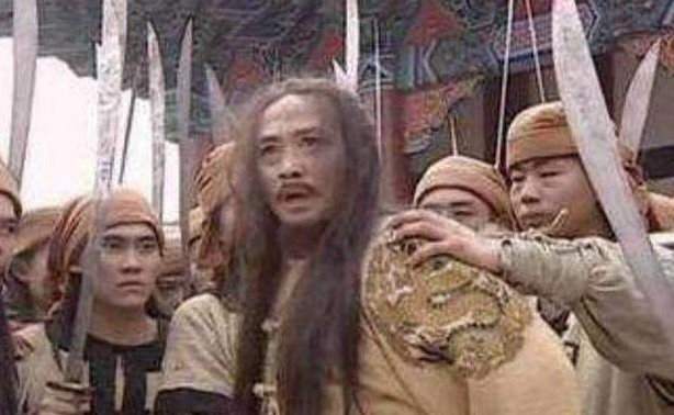 Yang Xiuqing was in charge of military and political power and was ...