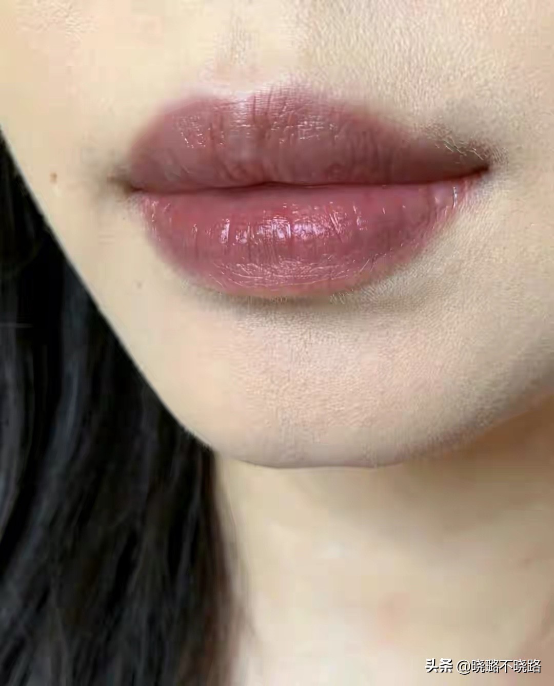 These 4 habits of girls can make lips ugly!Especially the third one, it ...