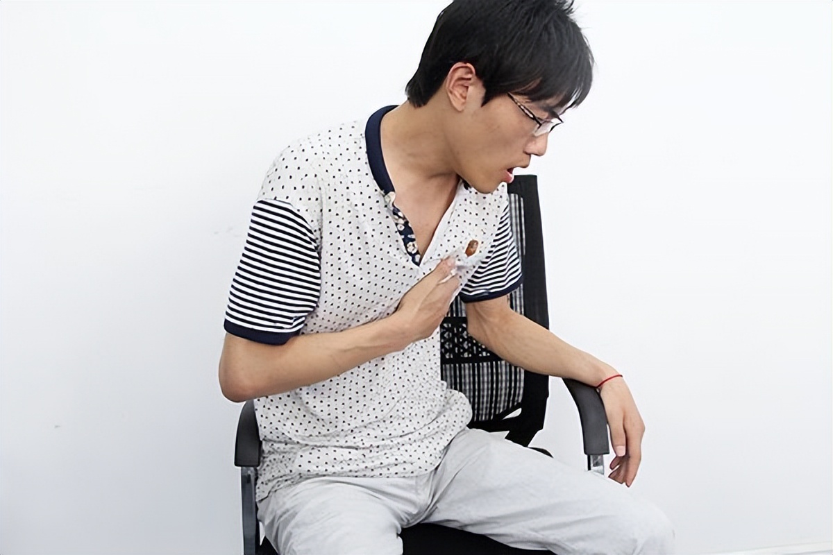 Phlegm is a signal of lung health. What do coughing up black phlegm