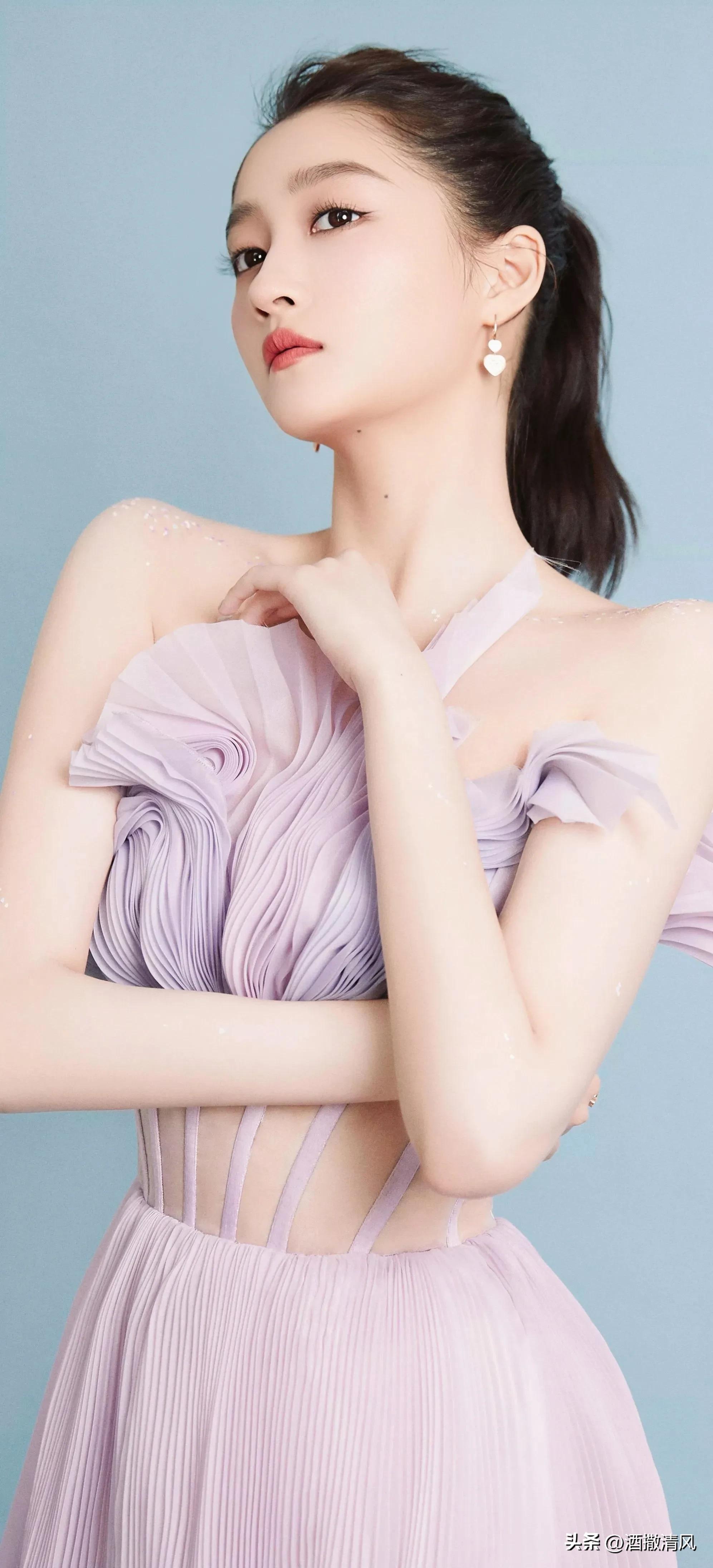 Guan Xiaotong - iNEWS