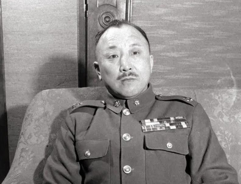 The founding guard Li Huang did not return to the mainland for a long ...