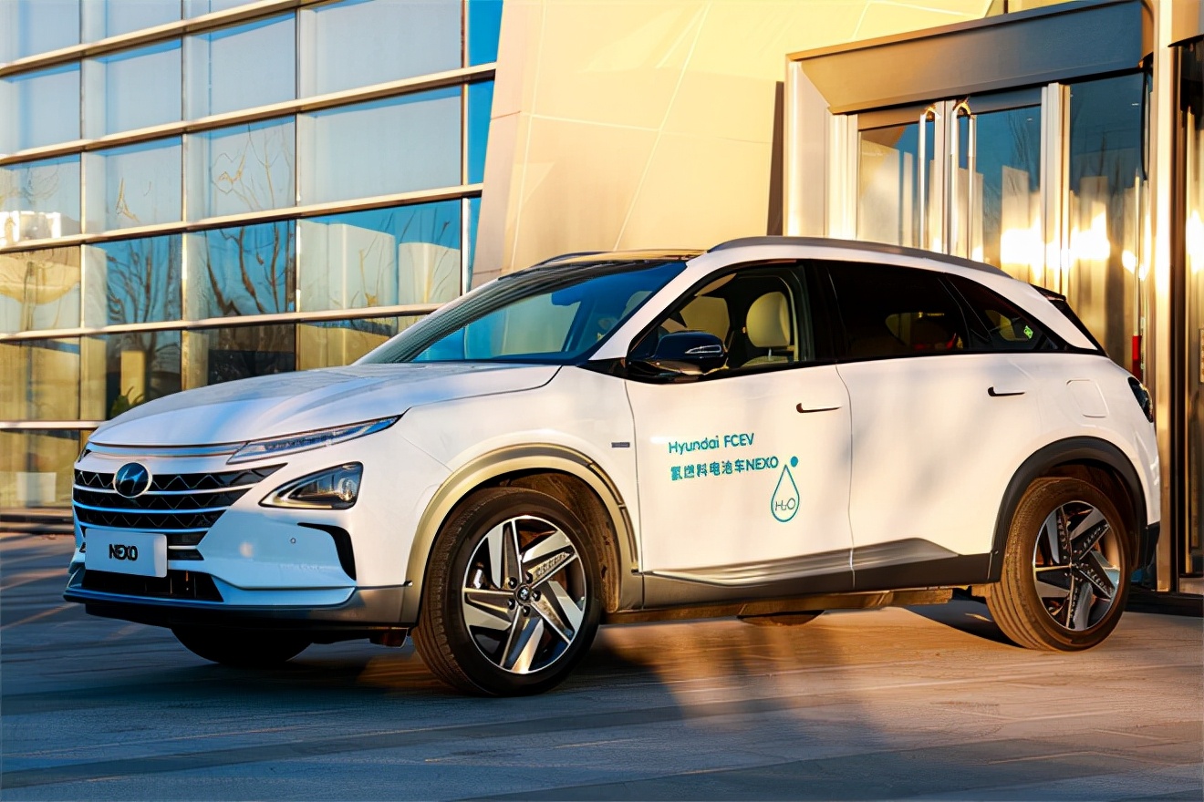 Hyundai Motor Exclusively Titles Ice and Snow Sports Outdoor Sports