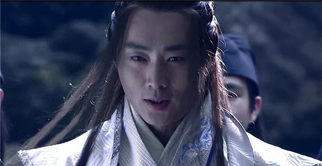 He was the illegitimate son of Emperor Renzong of Ming Dynasty and had