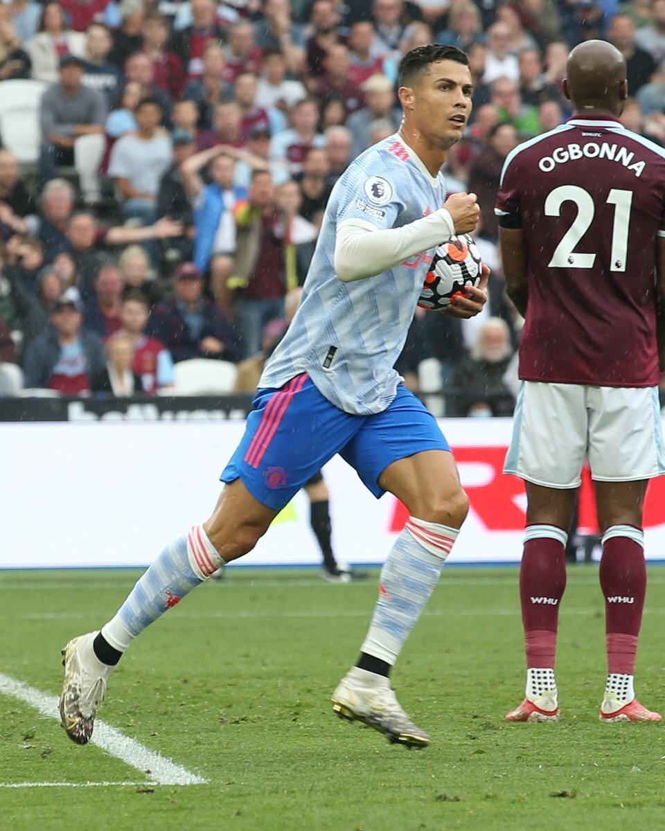 Manchester United's twogame losing streak was frantically ridiculed by