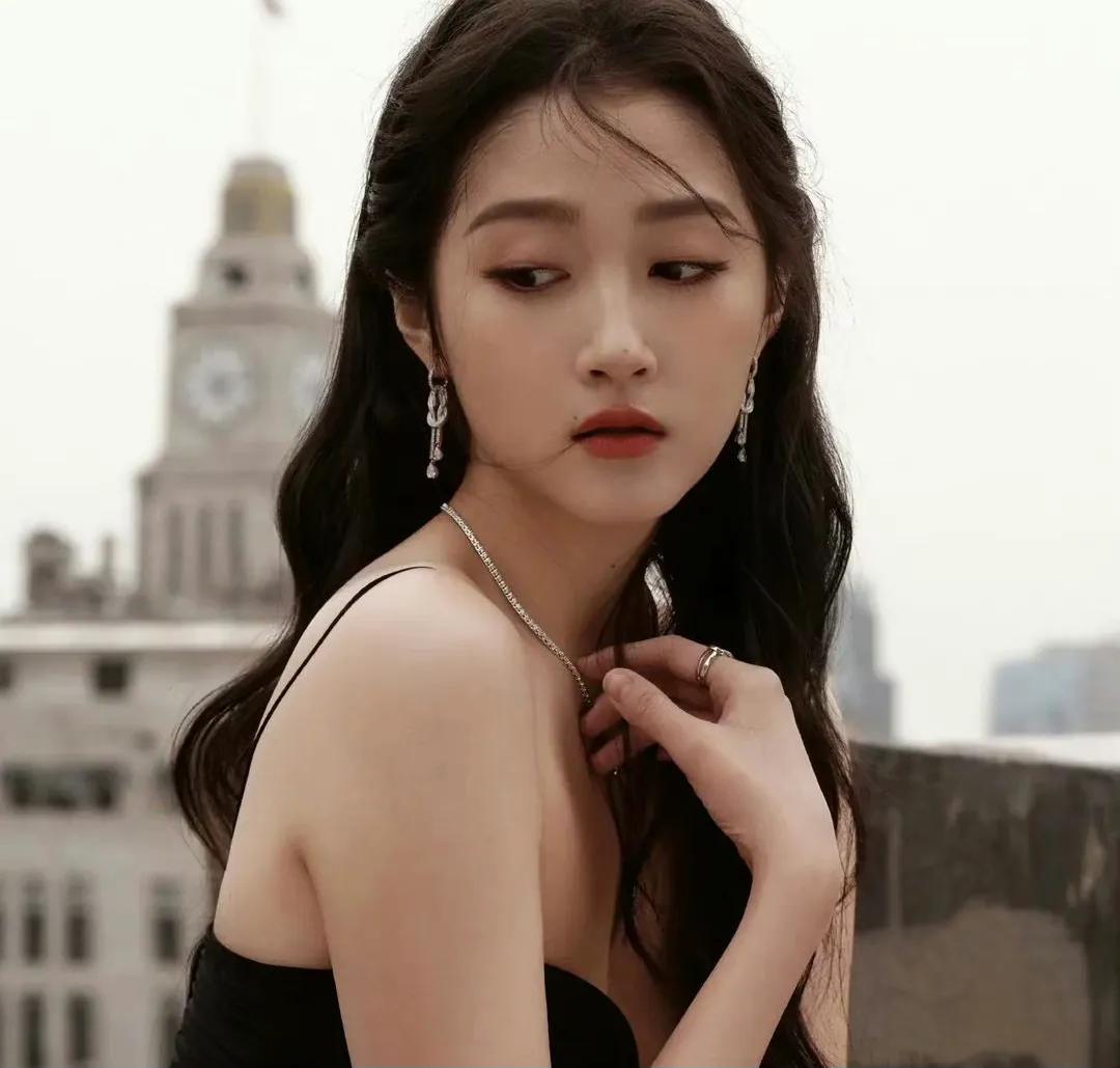 Beauty Gallery 30Guan Xiaotong (18) iMedia