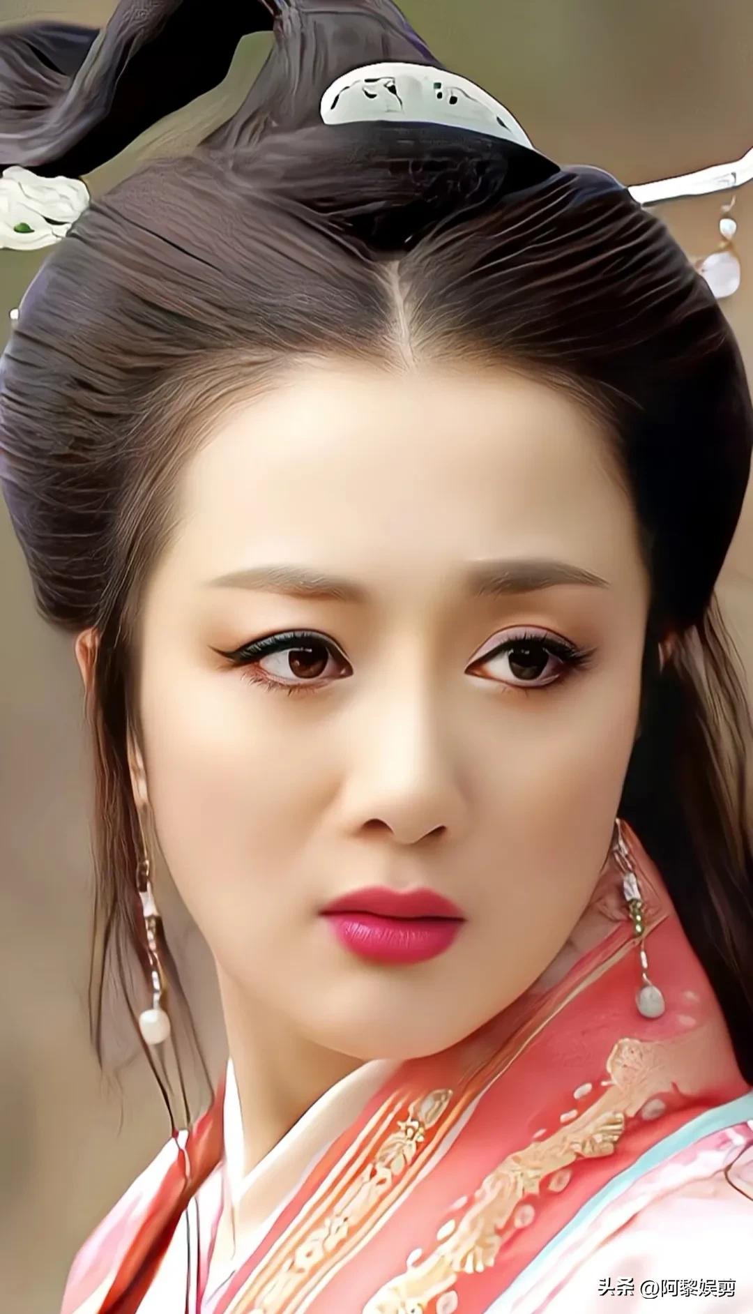 Lin Yixiao: She is beautiful and beautiful - iNEWS