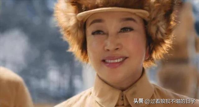 The 70-year-old Liu Xiaoqing is still pretending to be tender, what ...