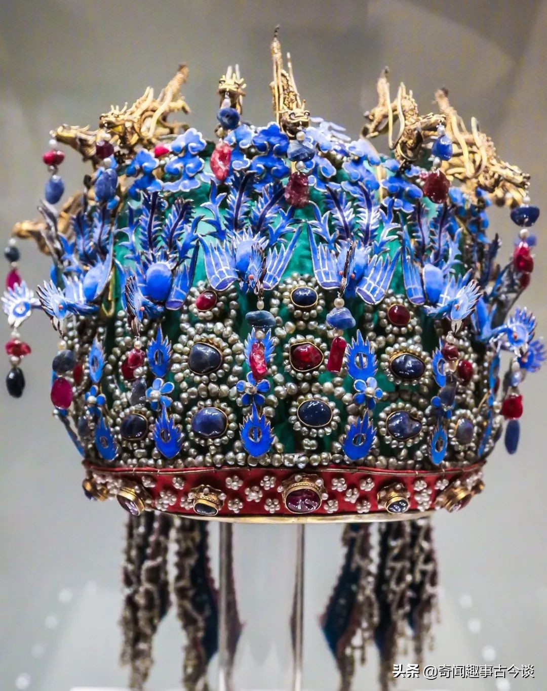 Uncovering the Empress Dowager Cixi's Phoenix Crown - The Four Lost ...