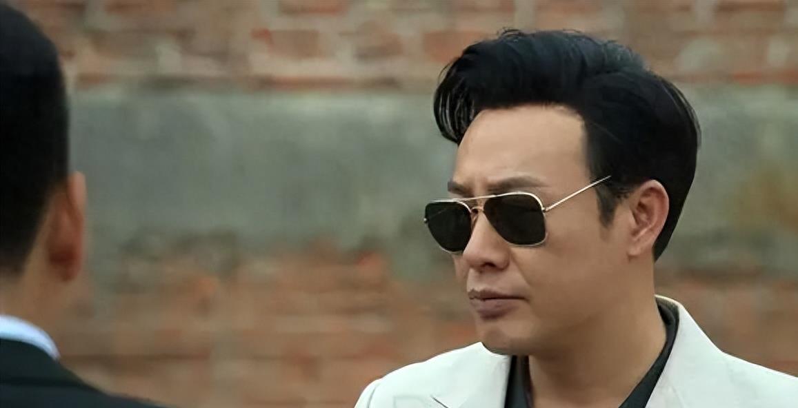 After 8 months of becoming popular, 47-year-old Zhang Songwen "returned ...