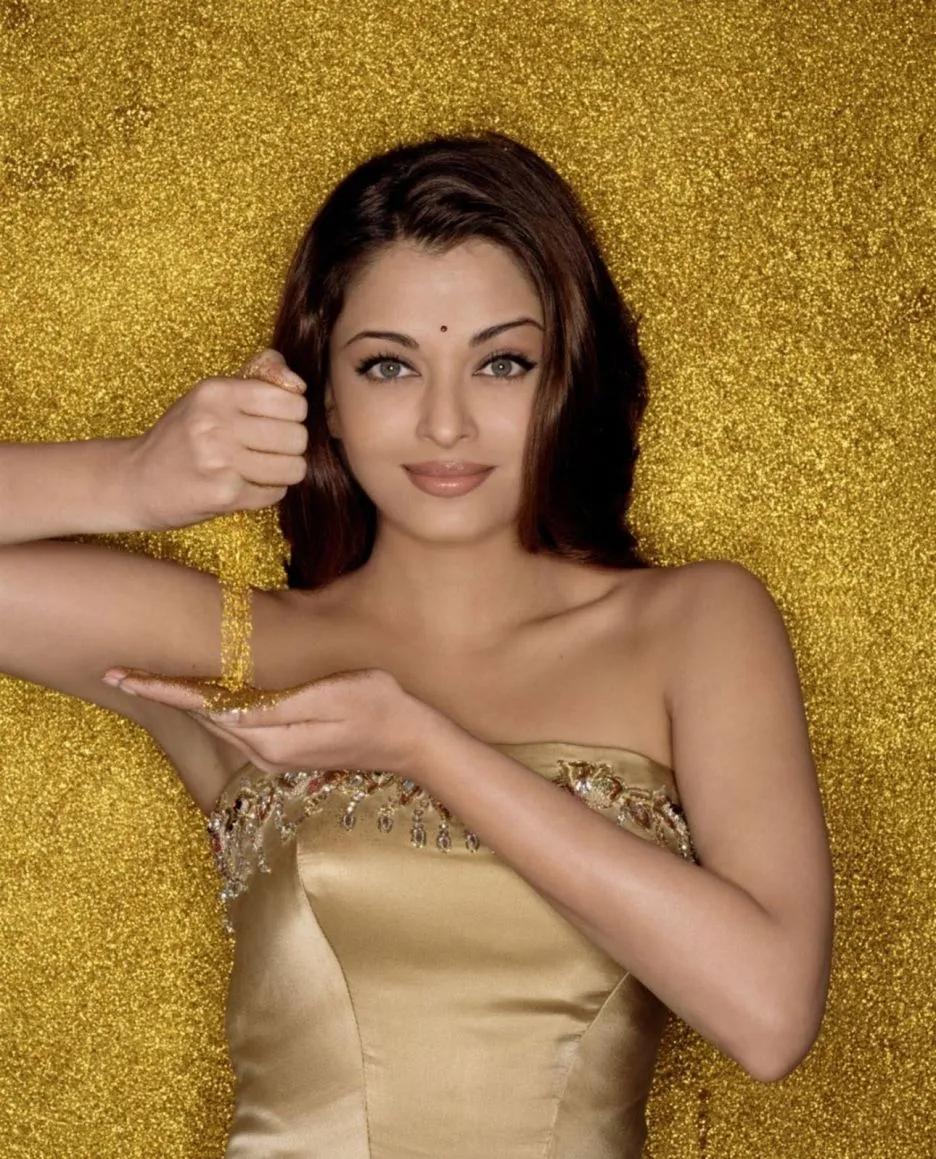 Indias No 1 Sexy Beauty Aishwarya Rai Inews