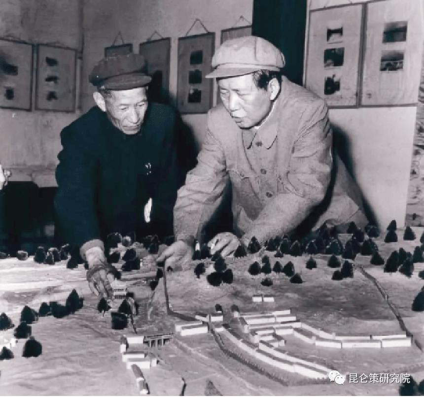 Wang Lihua: Let everyone know the great achievements of the Mao Zedong ...