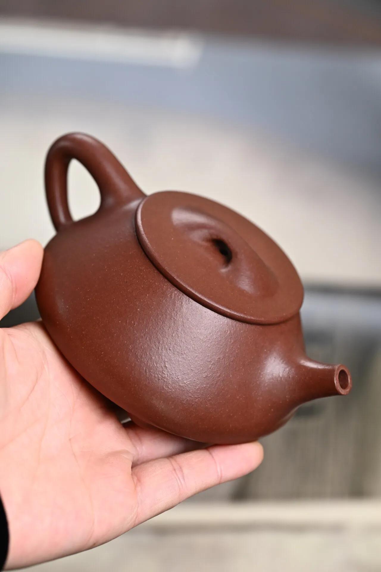 Why are all handmade pots expensive? iNEWS