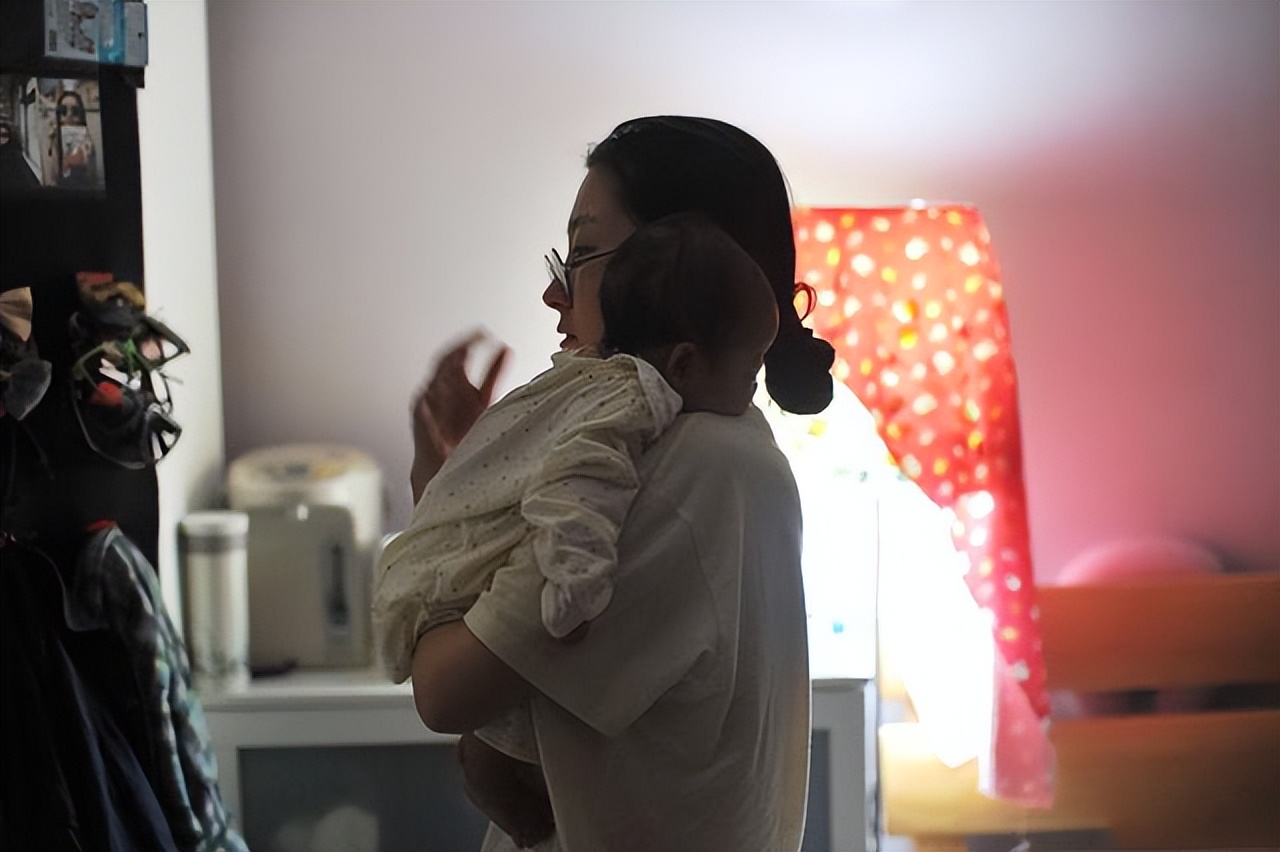 Why do babies like to nurse, cuddle and rock to sleep?Reminder Beware