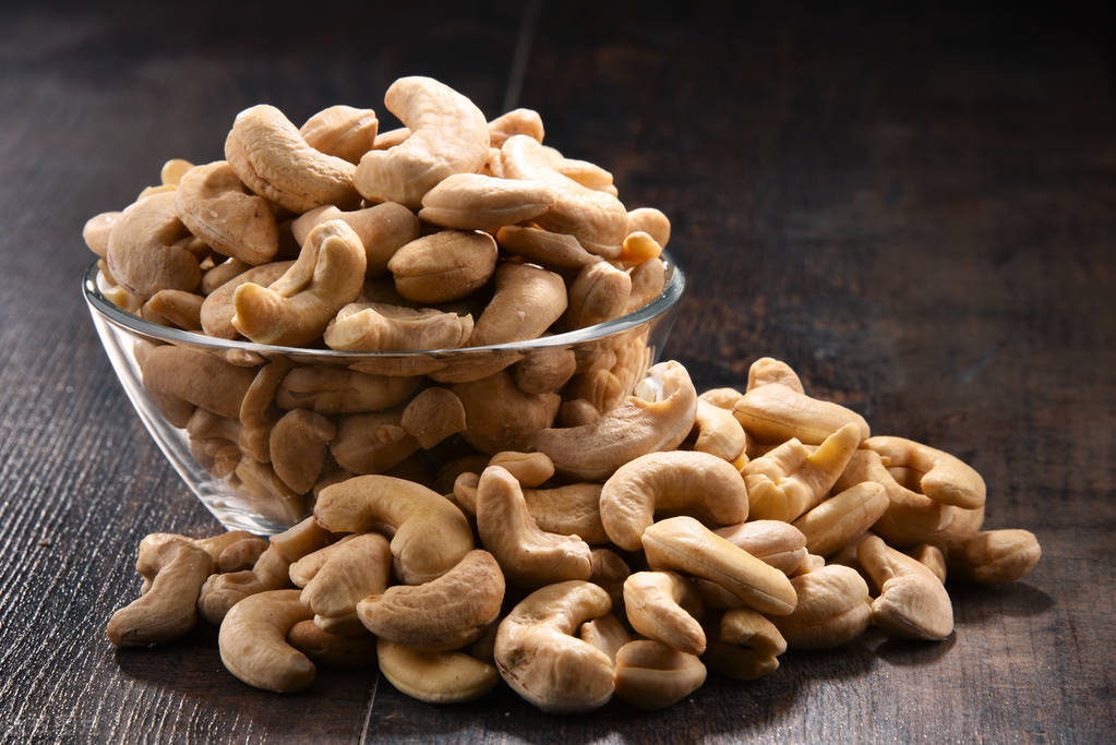 What are the ways to eat cashew nuts? iMedia