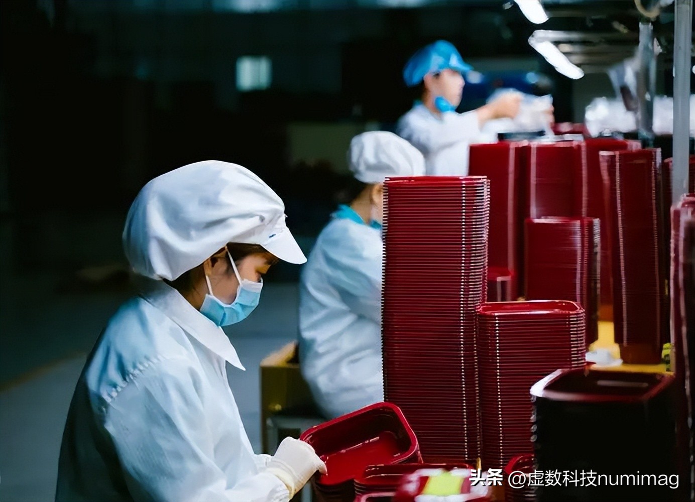 Industrial defect detection using machine vision inspection technology