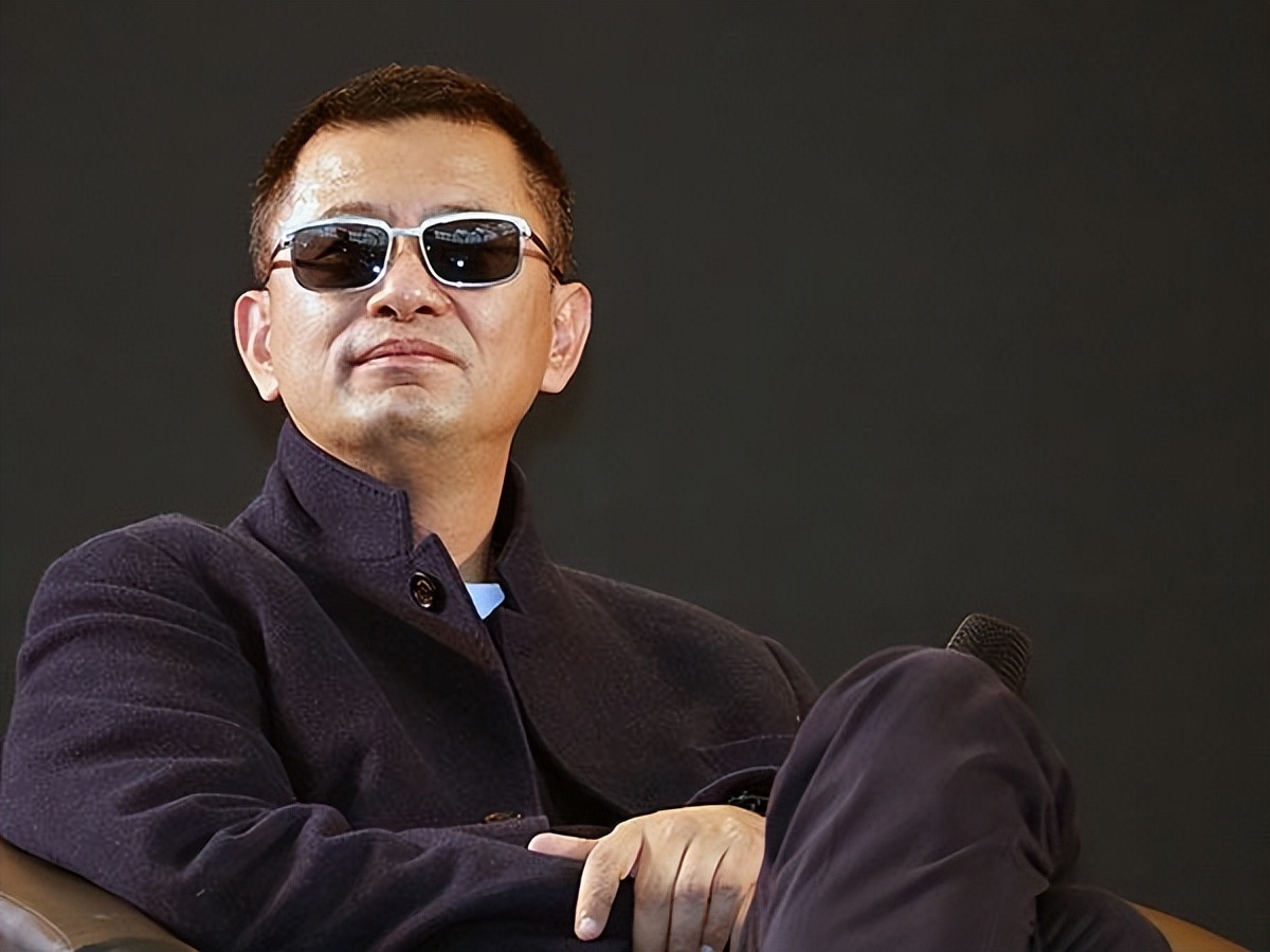 時光倒流,記憶拼圖:王家衛電影世界中,展現的時間與記憶的碎片 - 頭條匯
