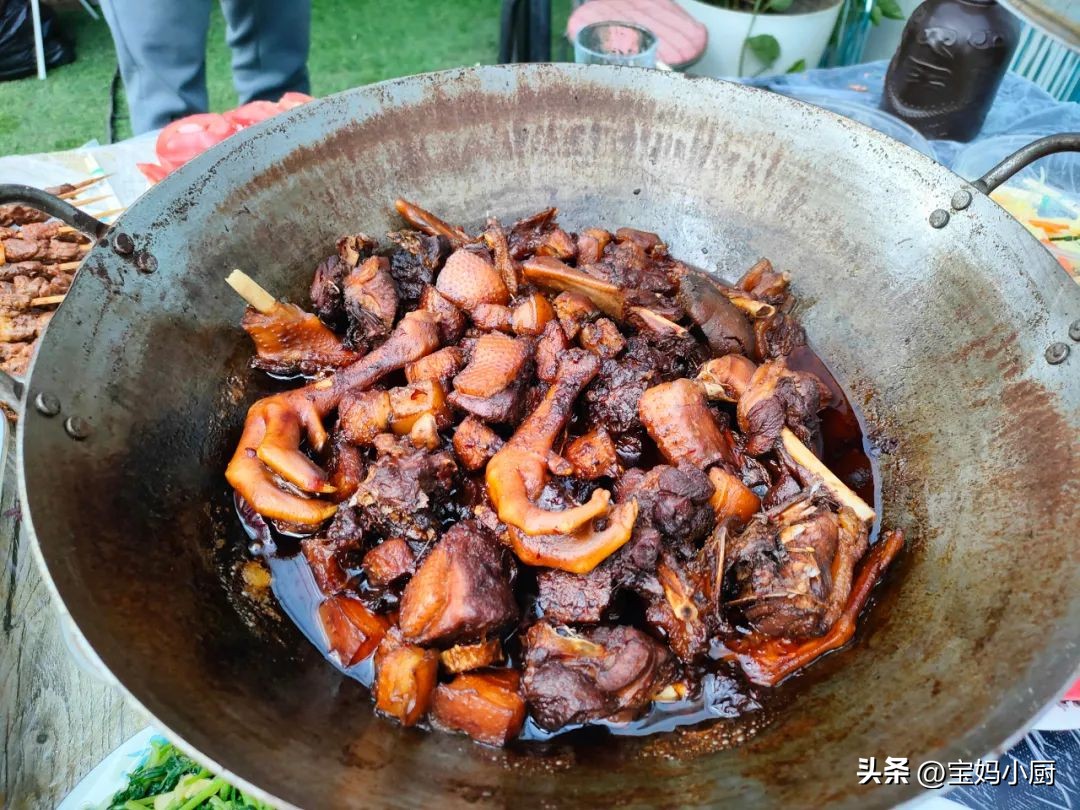 More than a dozen people got together, and set up a table of dishes