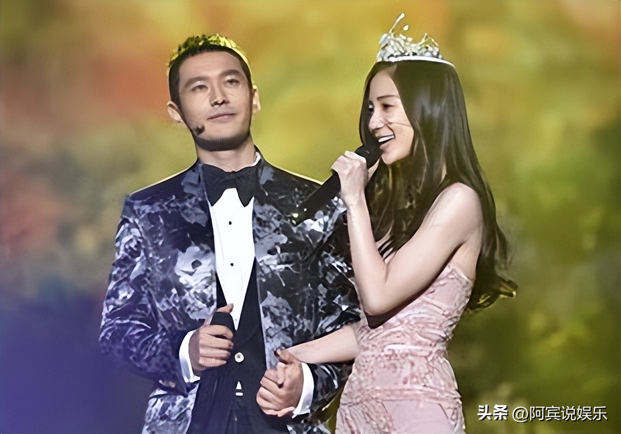 After eating Huang Xiaoming's "bonus", Yang Ying returned to her own