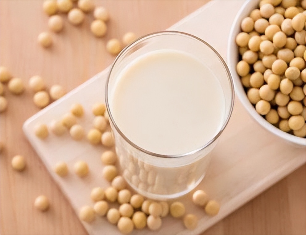 Drinking "soy milk" often has many benefits. Doctor 5 categories may