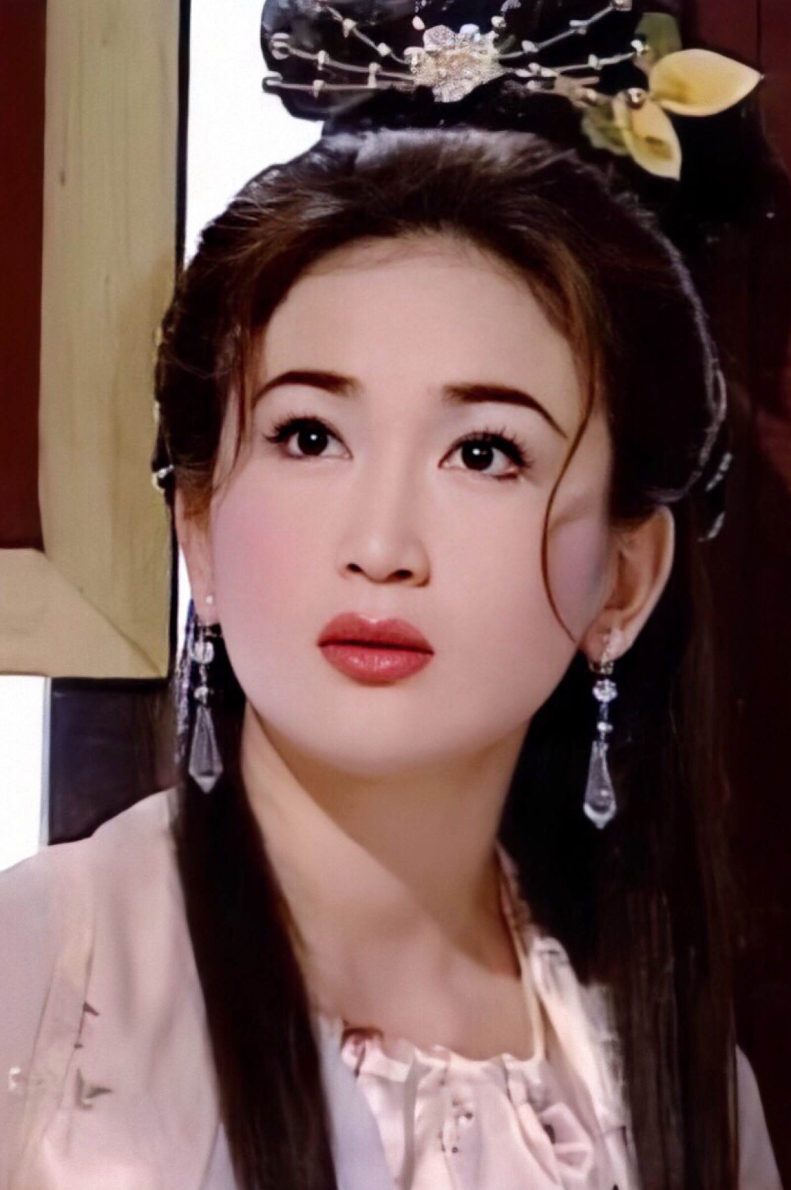 Wen Bixia Naran two generations of Daji are in the same frame, the Hong Kong version of "Gods of