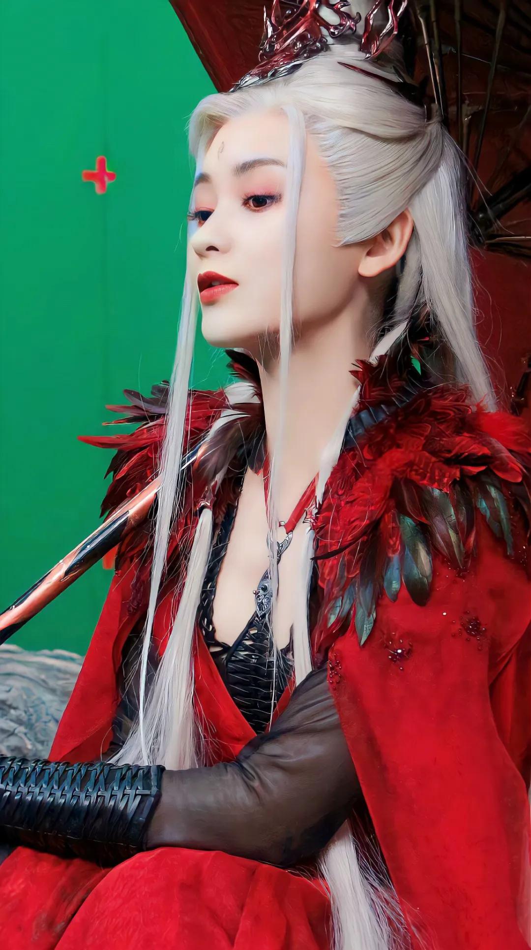Star series wallpaper ~ Wang Yifei - iMedia